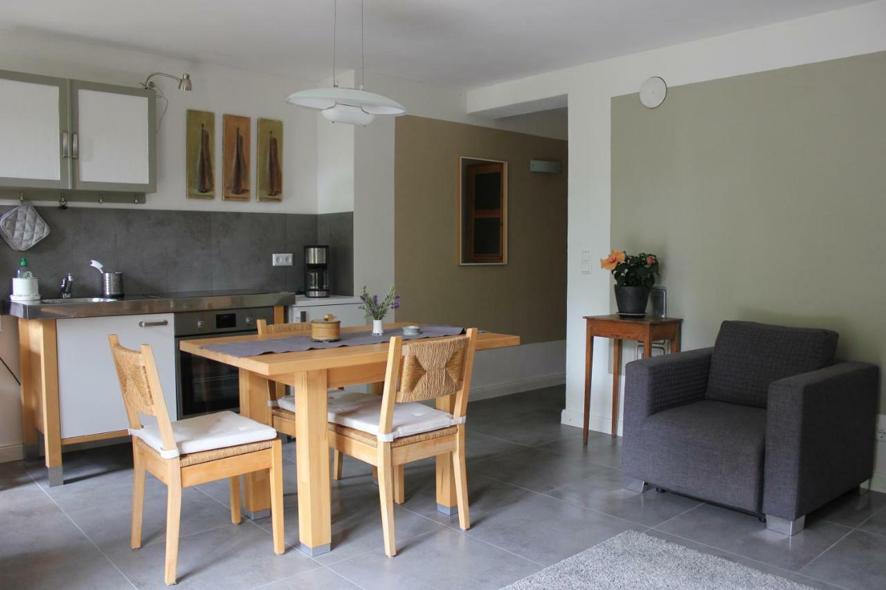 Kleine Auszeit Apartment Kluis ภายนอก รูปภาพ